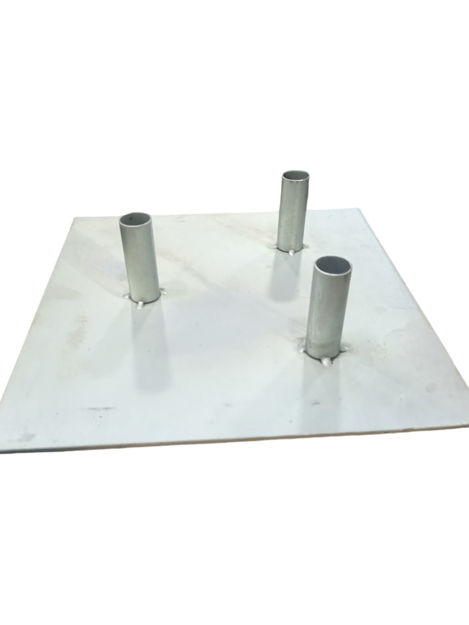 Imagen de BASE PARA CERCHA TRIANGULAR 1.5" PULGADAS